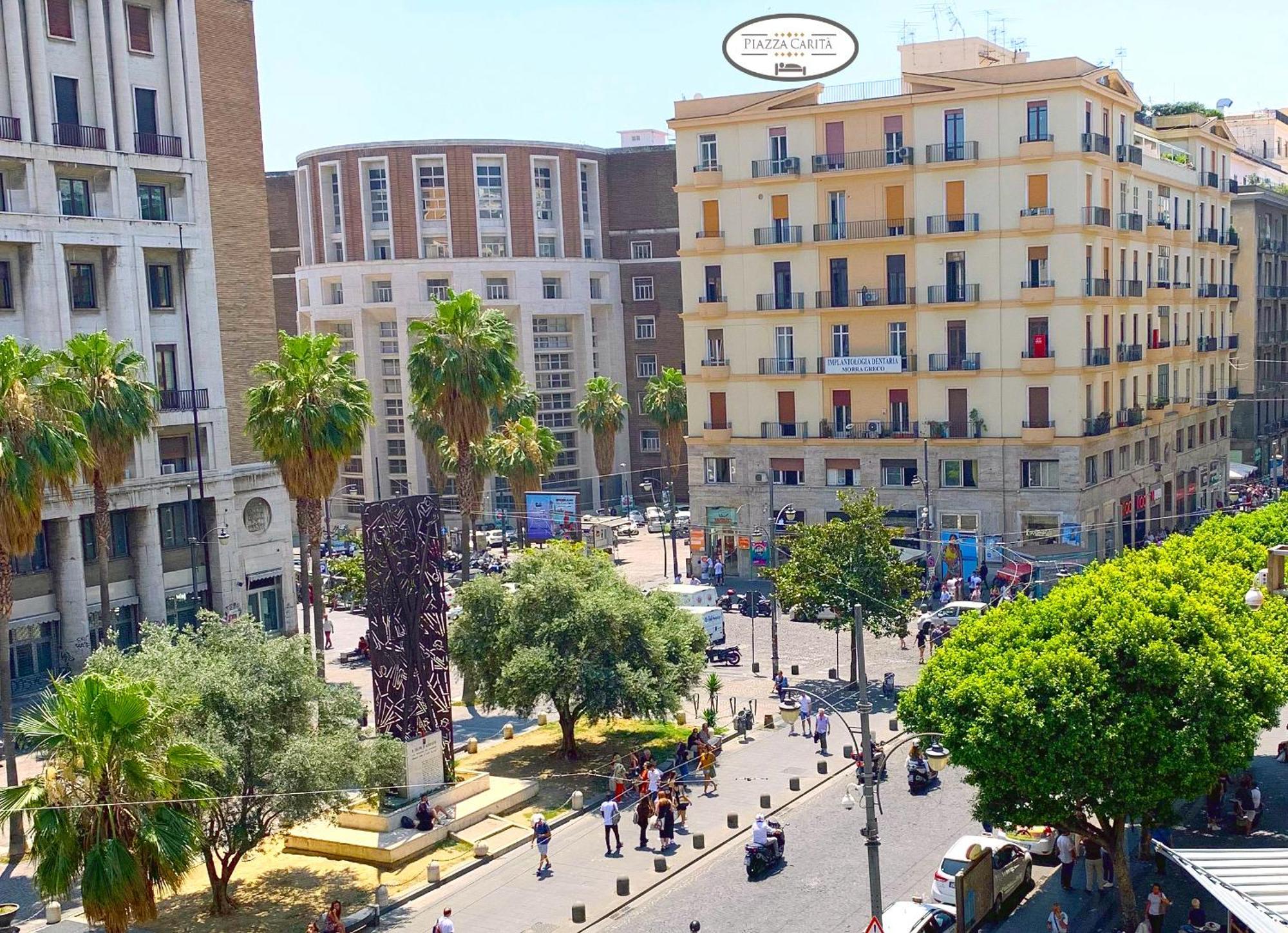 Guest house Piazza Carita 4*